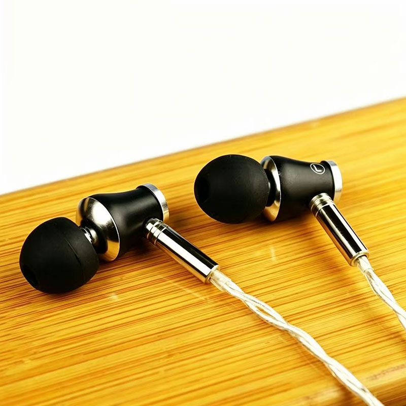 Type C Wired Earphones With Mic - Słuchawki HiFi douszne z wymiennym kablem
